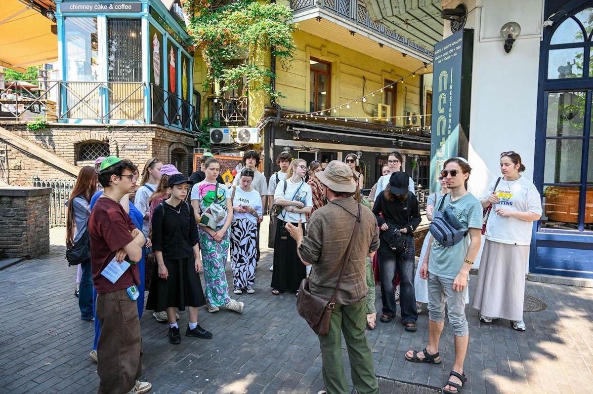 St. Petersburg Jewish Teens Visit Georgia